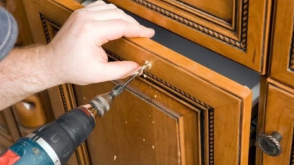 اهمیت یراق آلات در دکوراسیون کابینت