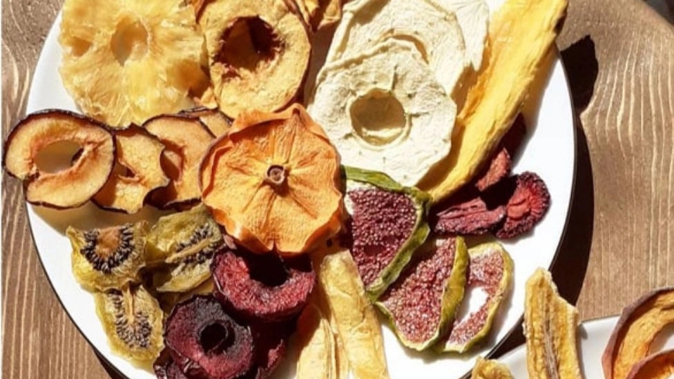 محصولات سبز پرهام، فروش عمده میوه خشک سبزیجات خشک ارگانیک در نیشابور