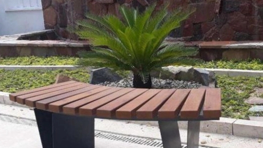 بهترین جنس برای مبلمان باغی کدام است؟