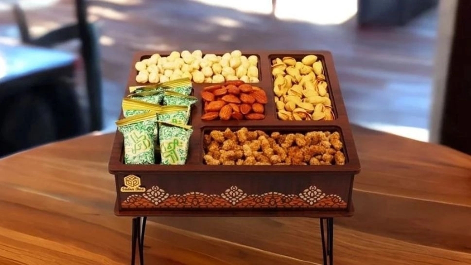 جعبه چوبی پذیرایی