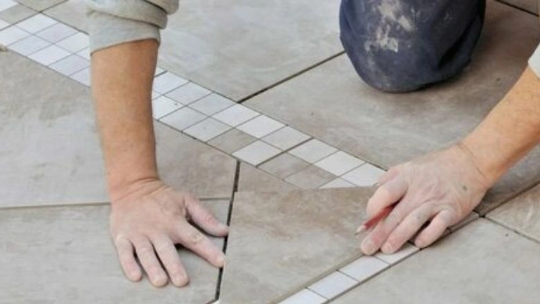 کاشی کاری ساختمان