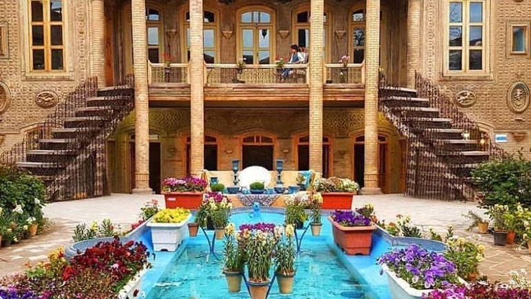 شرکت استوره غرب، بازسازی و تعمیرات ساختمان های قدیمی در تنکابن