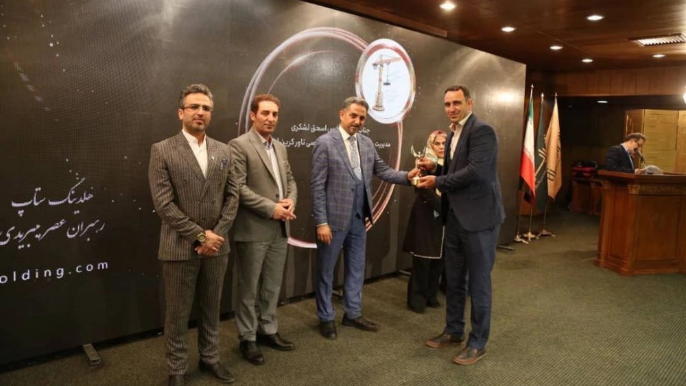 مدیر  برتر عصر هیبردی
