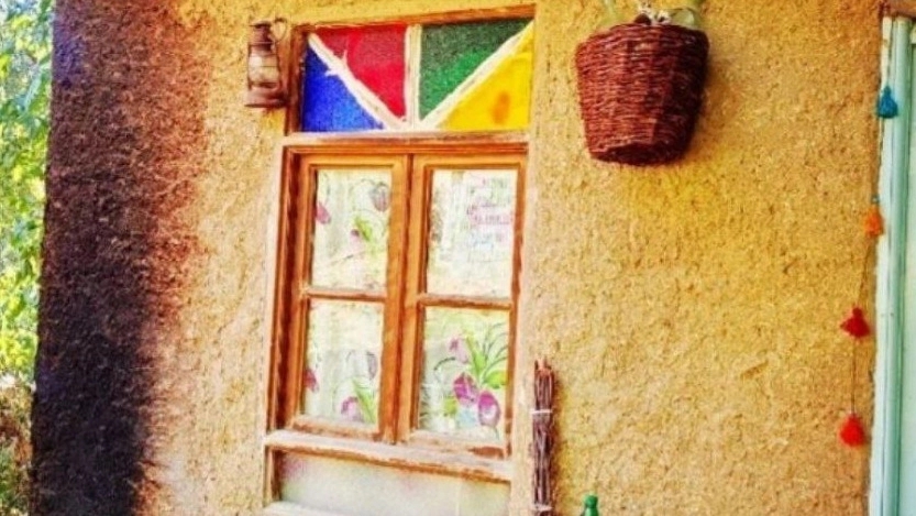 اقامتگاه بومگردی سرین چشمه، اجاره ویلا دهکده توریستی گل آخور در ورزقان