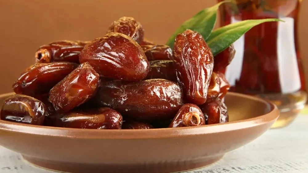 فروش عمده خرما خاصویی در بندرعباس