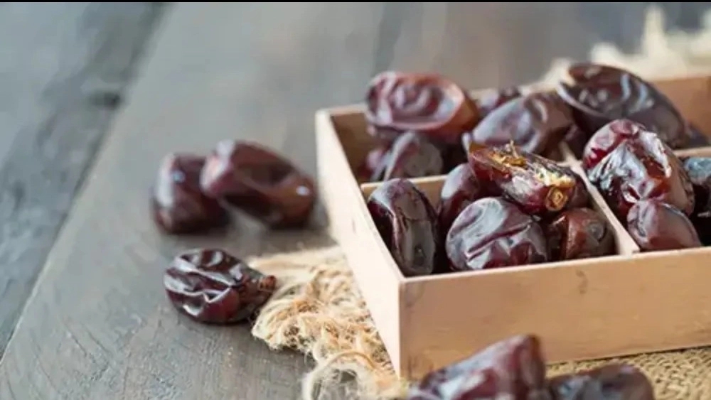 ویژگی خرما مضافتی