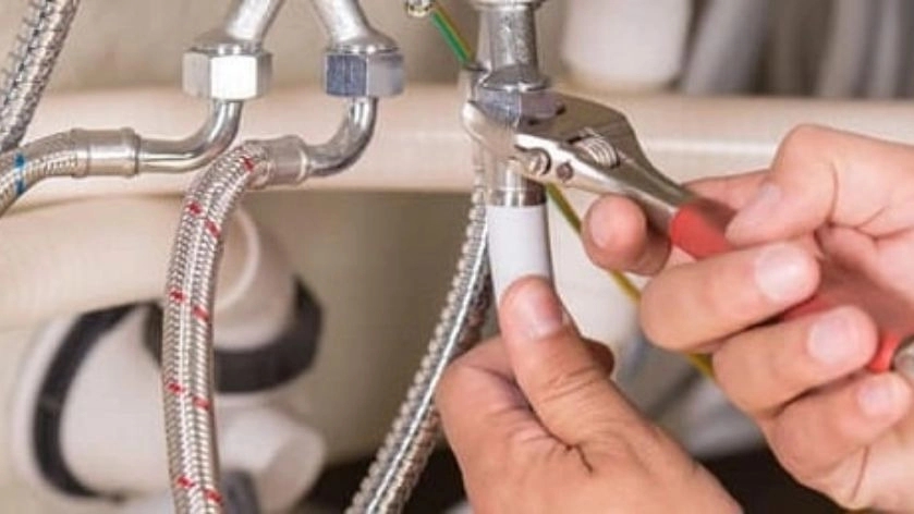 تاسیسات ساختمانی حسن پور، خدمات نصب و تعمیرات لوله کشی در رشت