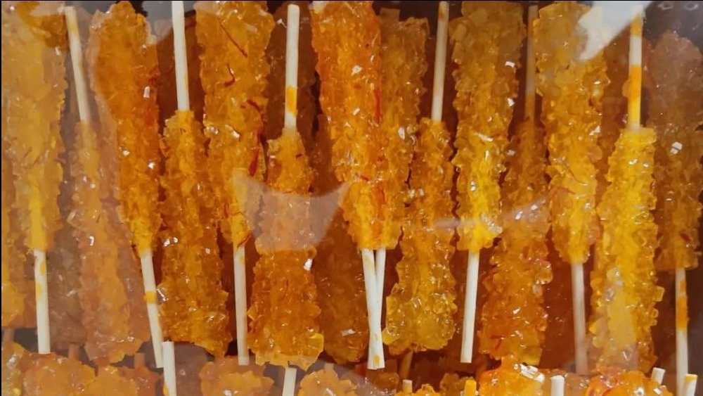 نبات بهجت فاطر، تولید و فروش انواع نبات چوبی و شاخه در یزد