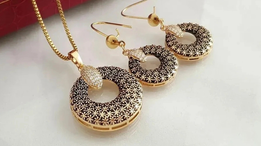 طراحی و فروش نیم ست طلا در تبریز