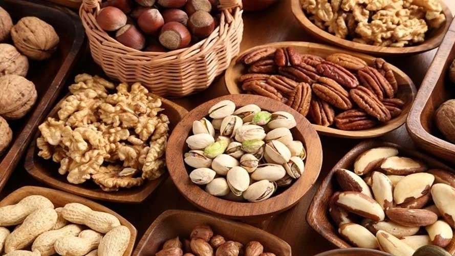 فروش انواع آجیل در اصفهان