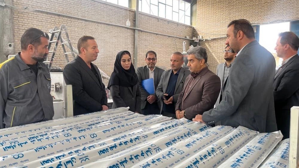 بازدید فرماندار و ریاست محترم صنعت و معدن چناران و گروهی از تجار و کسبه بازار