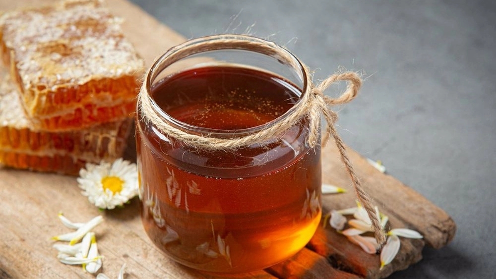 کشت و صنعت کوثر دشت، تولید فرآورده گوشتی لبنی و عسل طبیعی در اردبیل