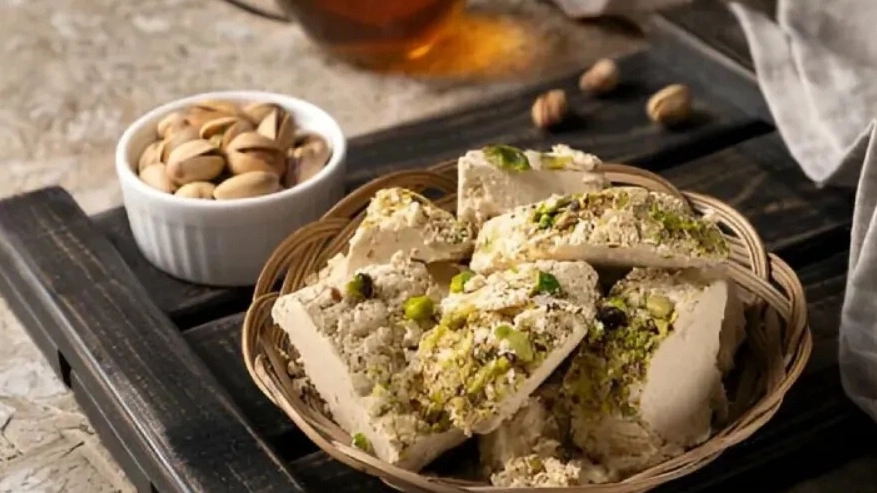 فروش حلوا ارده و شکری در بروجرد