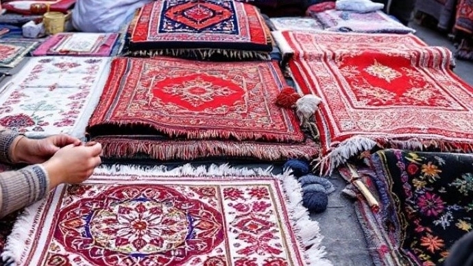 نقش پته دوزی در توسعه گردشگری و اقتصاد محلی کرمان