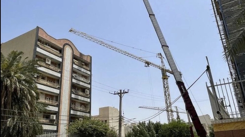 شروع به کار اولیه دمونتاژ تاور کرین
