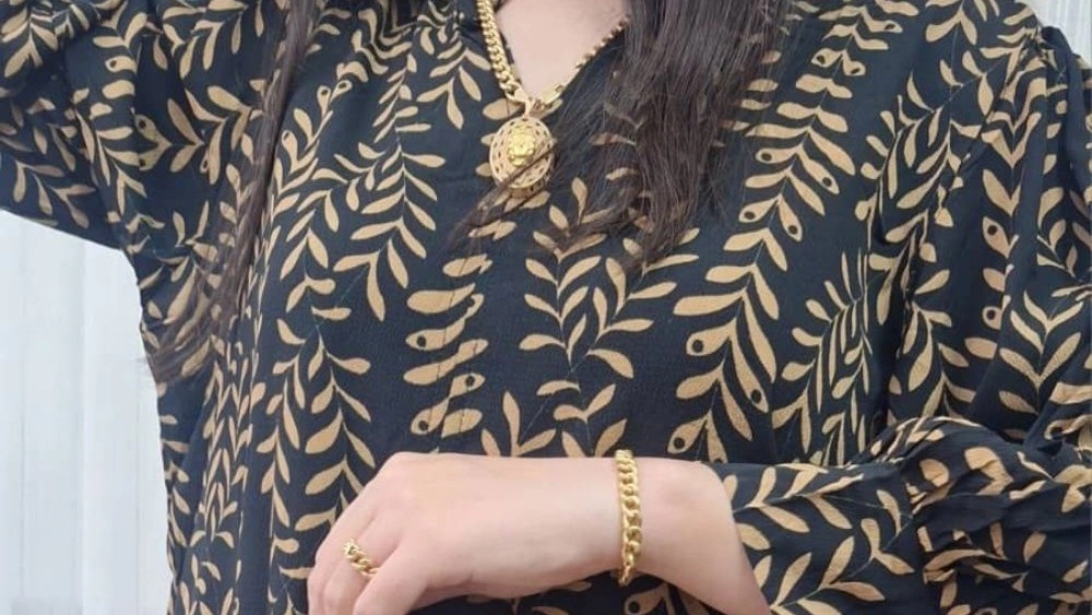 پوشاک استوک مهسا، عرضه و فروش انواع لباس مجلسی و راحتی در زنجان