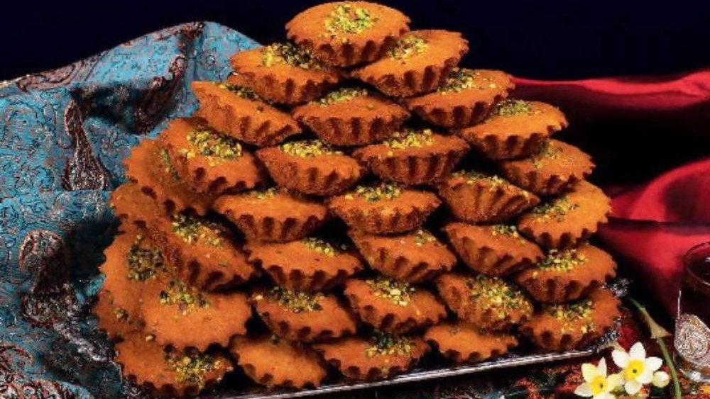 شیرینی سنتی یزد، فروش عمده و جزئی سوغاتی شیرینی نبات آجیل در یزد