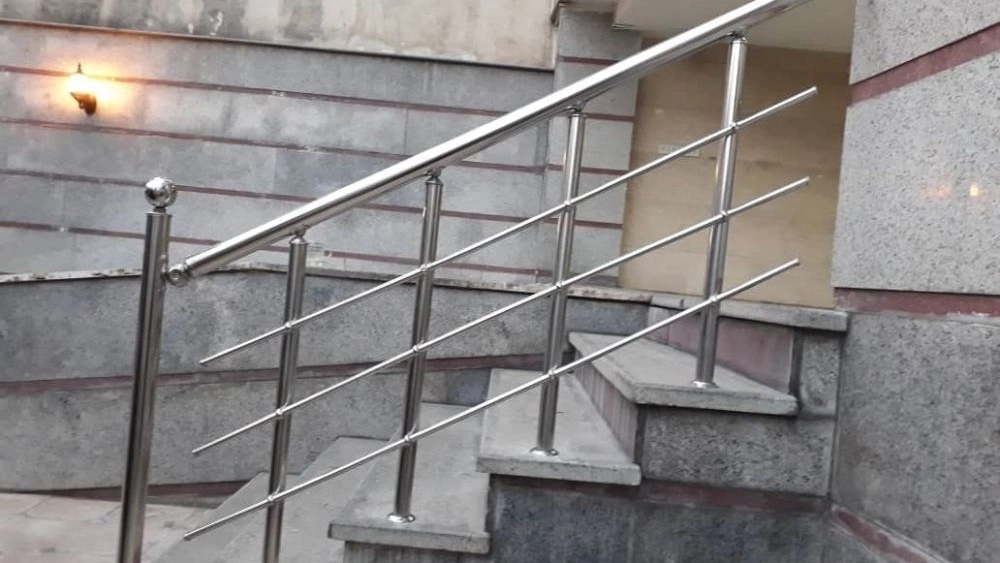 پارس استیل، فروش نصب و اجرای نرده استیل در کرج