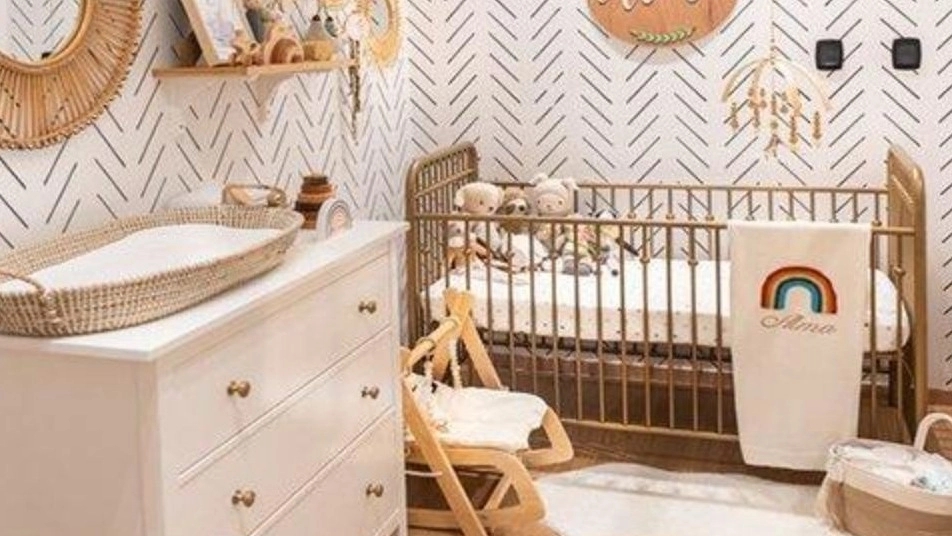 راهنمای جامع انتخاب اکسسوری چوبی مناسب برای اتاق کودک در مشهد
