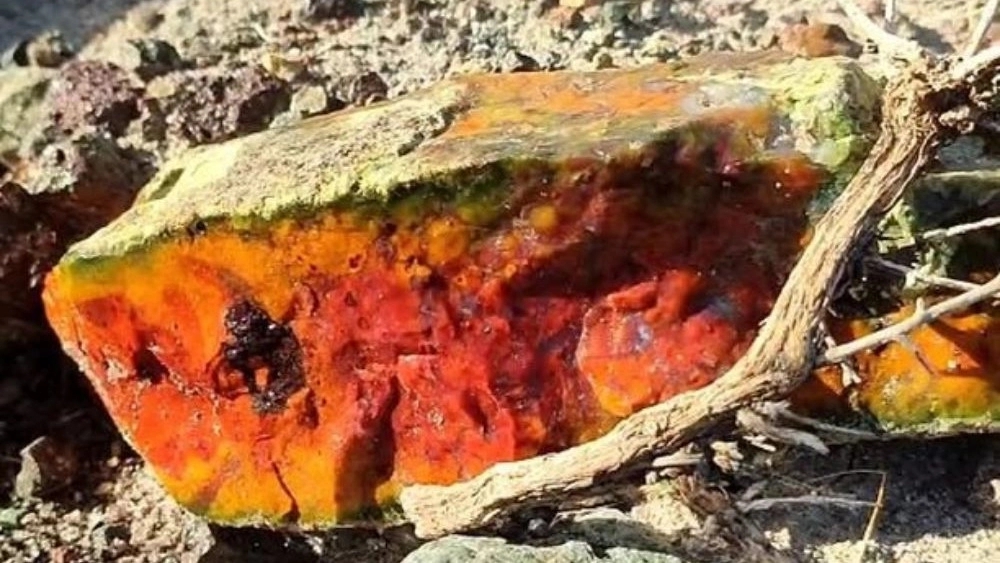 سنگ سوسنی، فروش سنگ قیمتی در خراسان جنوبی