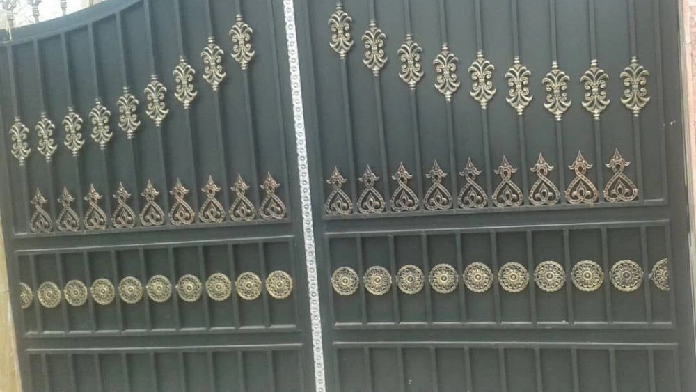 درب پنجره سازی محسنی، ساخت فروش درب آهنی فرفورژه در رودسر