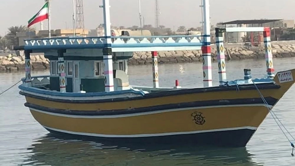 ساخت لنج مسافربری مدرن در قشم کیفیت تضمینی شرکت حافظ