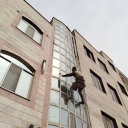 اهورا راپل، اجرای پیچ و رولپلاک نما ساختمان در کرج