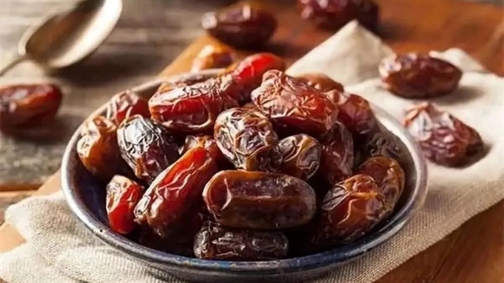 آنلاین شاپ رشیدی، فروش خرمای رژیمی ارده کنجد در جم
