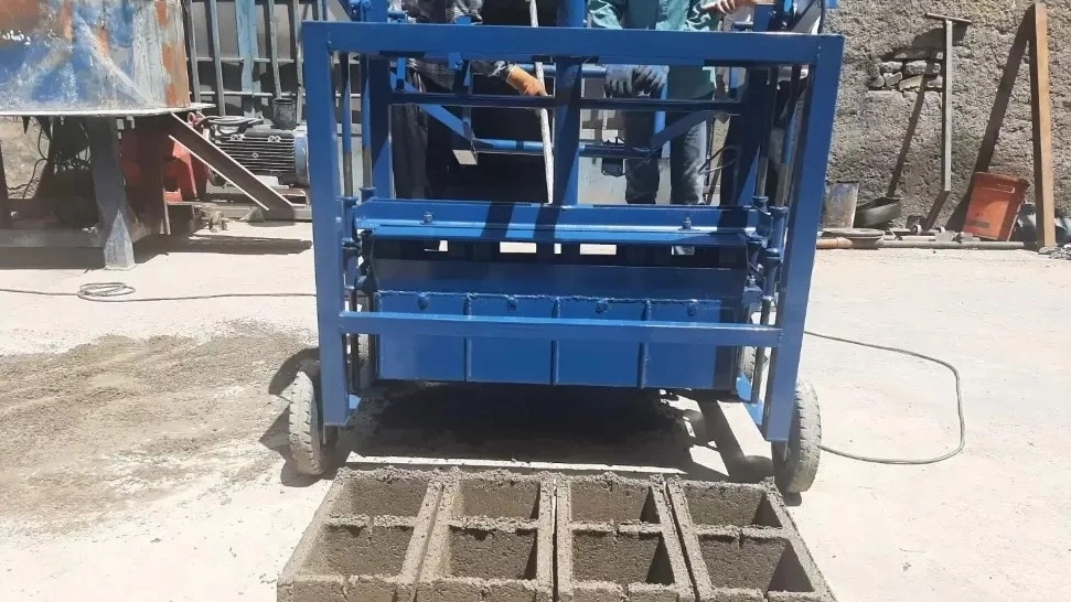 گروه تولیدی نیکان، ساخت دستگاه بلوک زنی و بالابر و میکسر در اصفهان