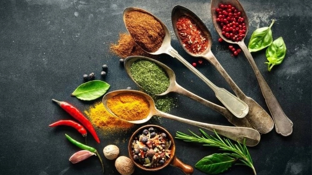 فروشگاه چاشنی شاپ، فروش زعفران ادویه و چاشنی غذا در قائنات