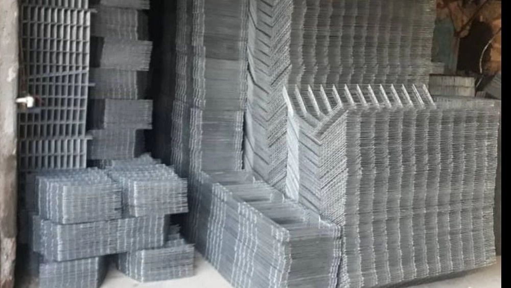 جوجه طلایی سرخوش