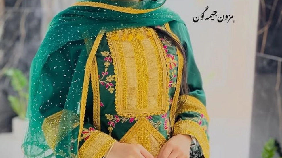 مزون جیمه گون، فروش لباس و شال محلی در هرمزگان