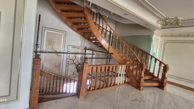 کارگاه صنعتی چمنی، ساخت و نصب پله گرد معلق و اسپیرال در دزفول