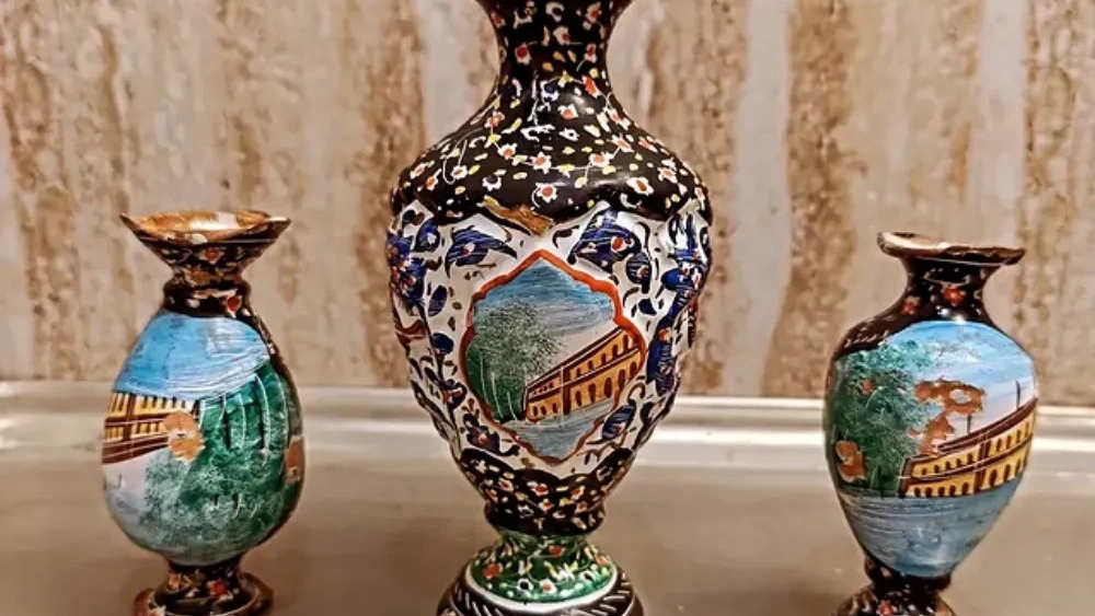 خرید ظروف قدیمی از گالری امیر آنتیک مشهد
