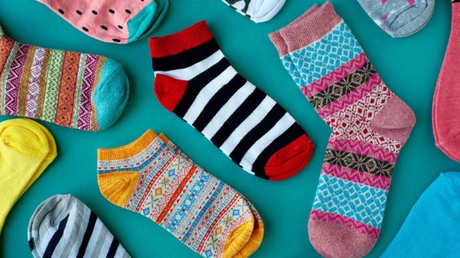 فوت پو، فروش و پخش انواع جوراب زنانه مردانه و بچگانه در بیرجند