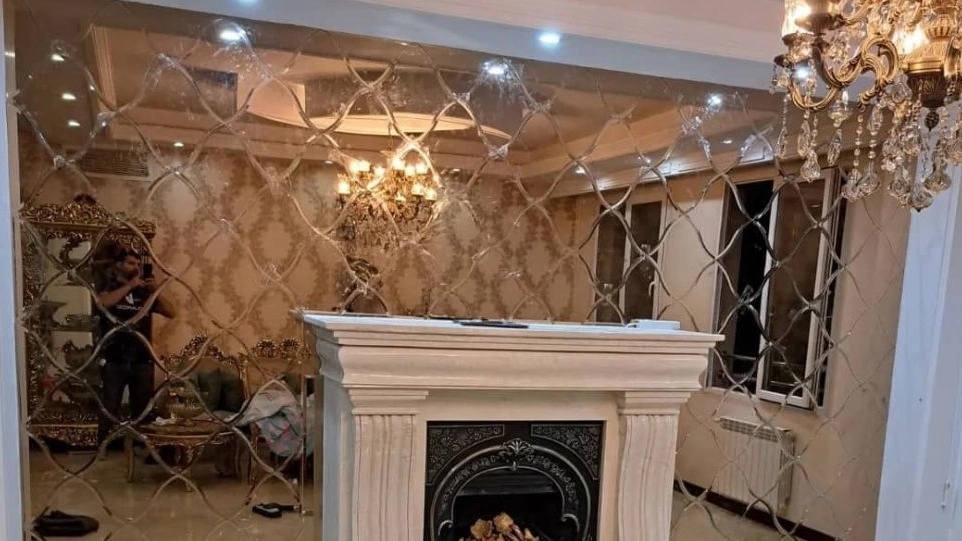 صنایع شیشه و آینه المپیک، طراحی اجرای پارتیشن و درب پنجره UPVC در تهران