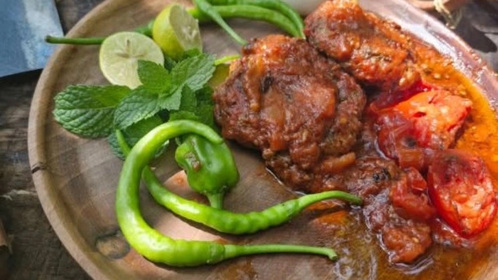 رستوران باقری، سرو انواع غذای سنتی و محلی در رشت