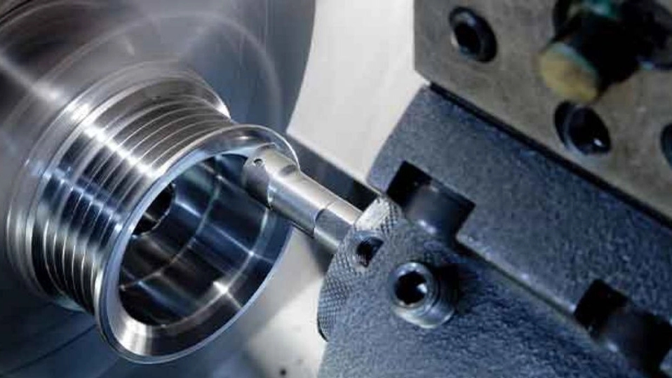 مزایای استفاده از خدمات سری‌تراشی CNC تکنوطاد در اصفهان