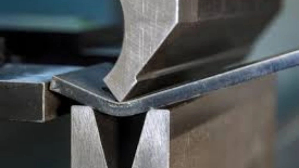 آراز پن، خم کاری و مونتاژ پروفیل آلومینیوم و UPVC در آذربایجان شرقی