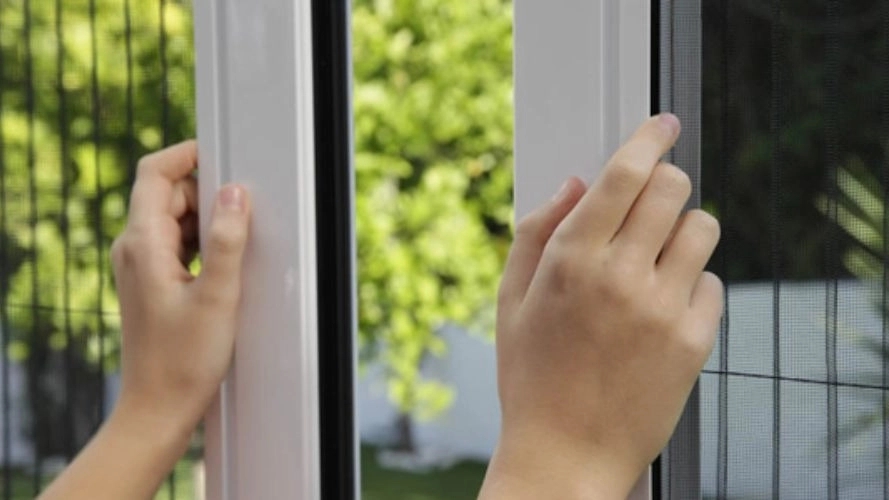 طراحی، تولید و نصب درب و پنجره UPVC در دکولوکس سعید