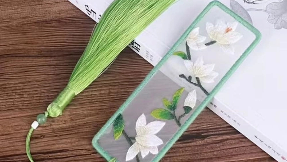 گالری مریاتُت، طراحی و گلدوزی کتابچه های آشپزی بوک مارک و تُت بگ در قزوین