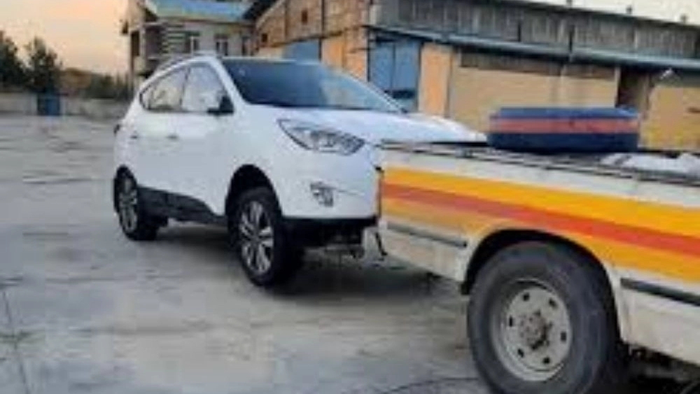 امدادخودرو غریبنواز، یدک کش خودروبر و مکانیک سیار شبانه روزی در ملک آباد
