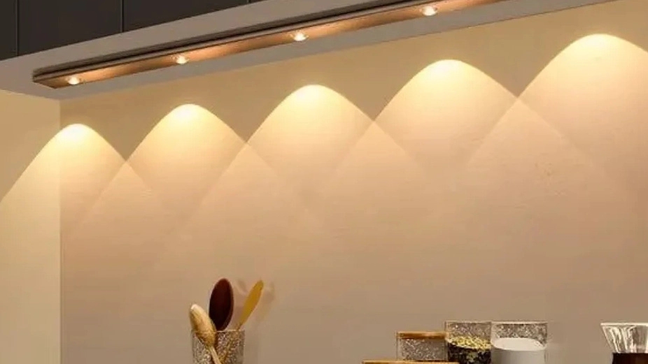 دکوراسیون داخلی دنیز، طراحی و ساخت کابینت و کمد دیواری در بجنورد