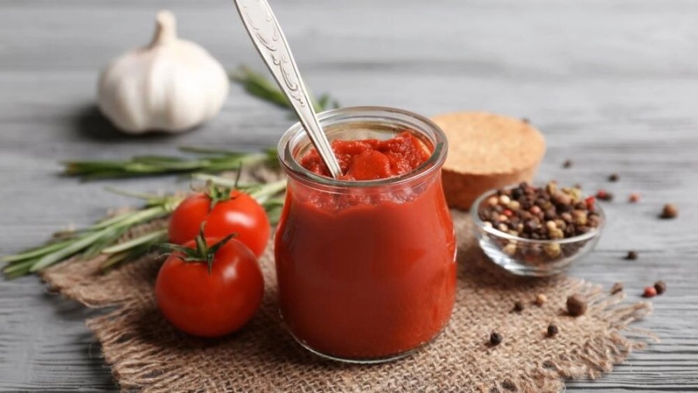قیمت رب گوجه خانگی و سبزی خرد شده