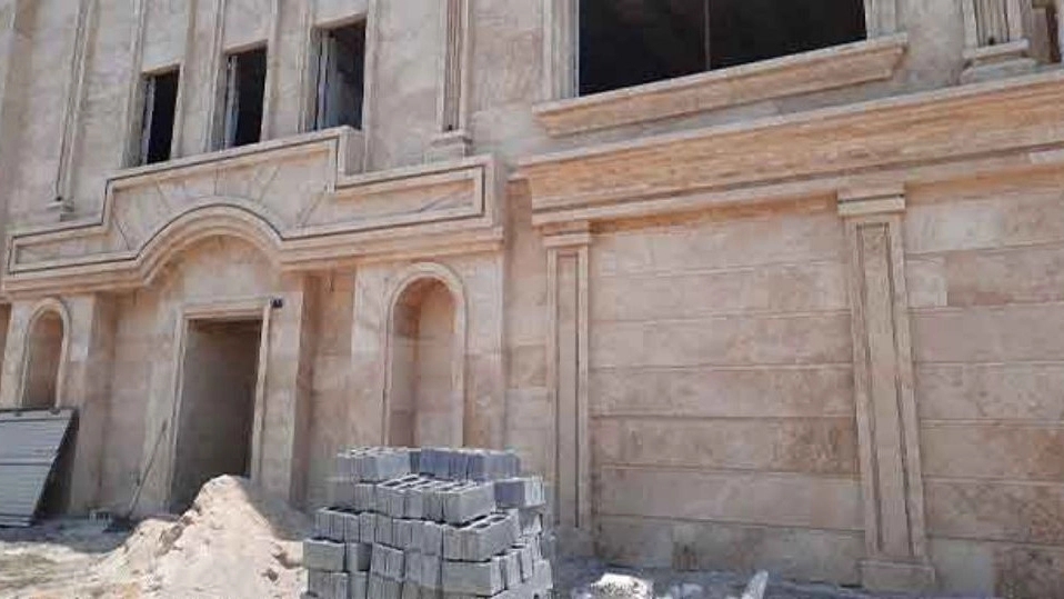 سنگ کاری یاران، اجرای سنگ نما ساختمان در رشت