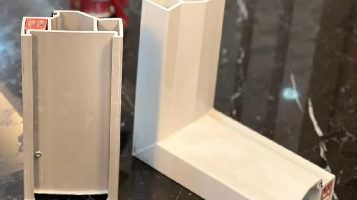 بهترین تولیدکننده تخصصی چهارچوب های PVC در تبریز