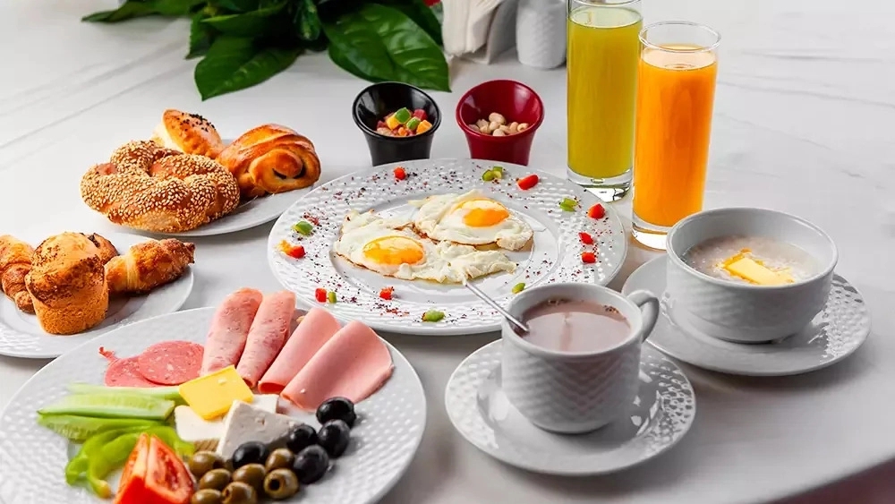کافه برای سرو صبحانه در یزد