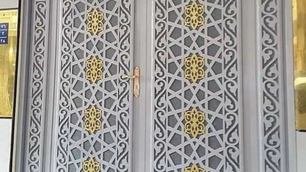 اجرای سردرهای فلزی خاص و مقاوم برای ورودیهای مدرن در قزوین