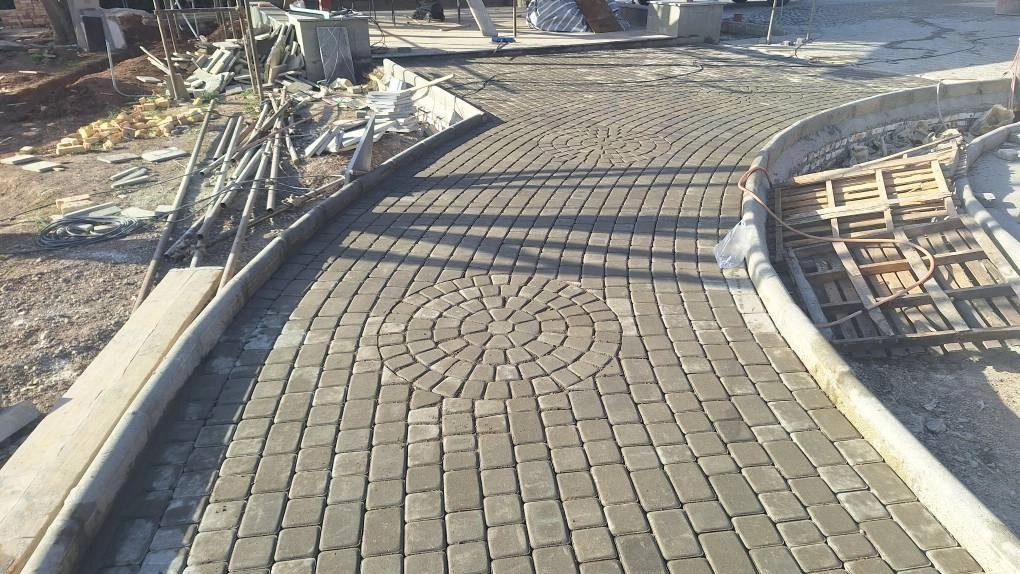 خدمات حرفه ای جدول کاری خیابان در زنجان