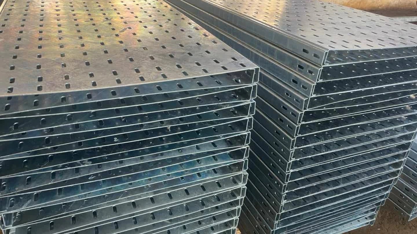 خرید سینی کابل و لوله فولادی در تهران با قیمت کارخانه
